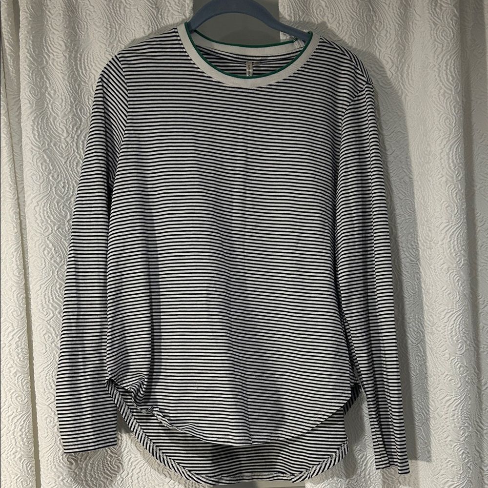 Banana Republic 100% Supima Cotton Striped Shirt Elevated Basics Medium